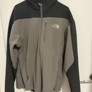 The North Face Men's Two-Tone Performance Jacket [FIRE DEAL 🔥]